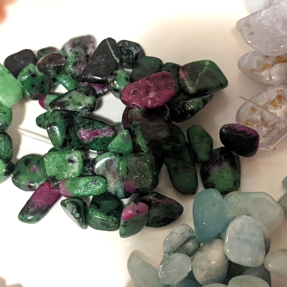 10 Strands of Multi-Gemstones Amethyst, Ruby Zoisite, Aqua, Agate, Carnelian - Picture 12 of 13